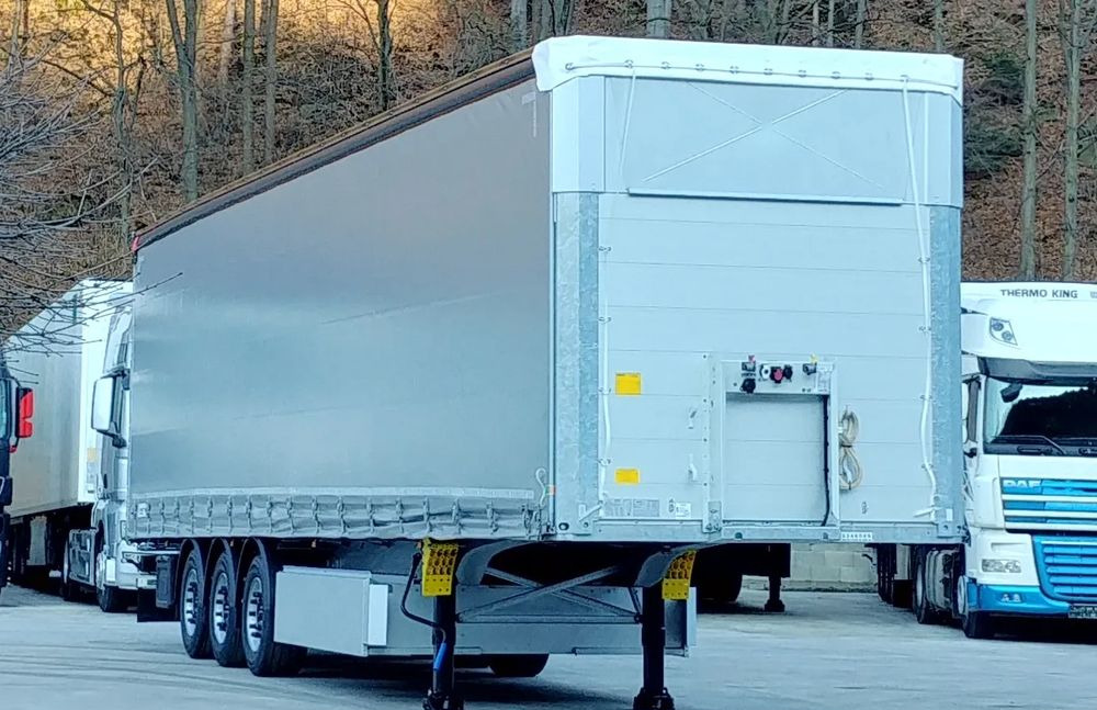 Schmitz Cargobull VARIOS + 24 PAL KOSZ - Tentinė puspriekabė: foto 4 Schmitz Cargobull VARIOS + 24 PAL KOSZ - Tentinė puspriekabė: foto 4