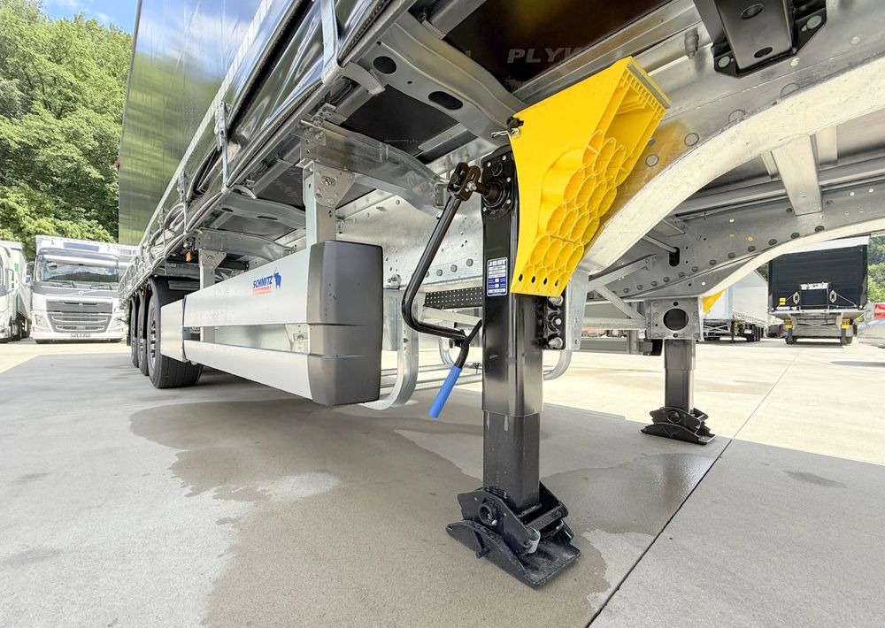 Nauja Tentinė puspriekabė Schmitz Cargobull VARIOS + SKRZYNKA: foto 20 Nauja Tentinė puspriekabė Schmitz Cargobull VARIOS + SKRZYNKA: foto 20