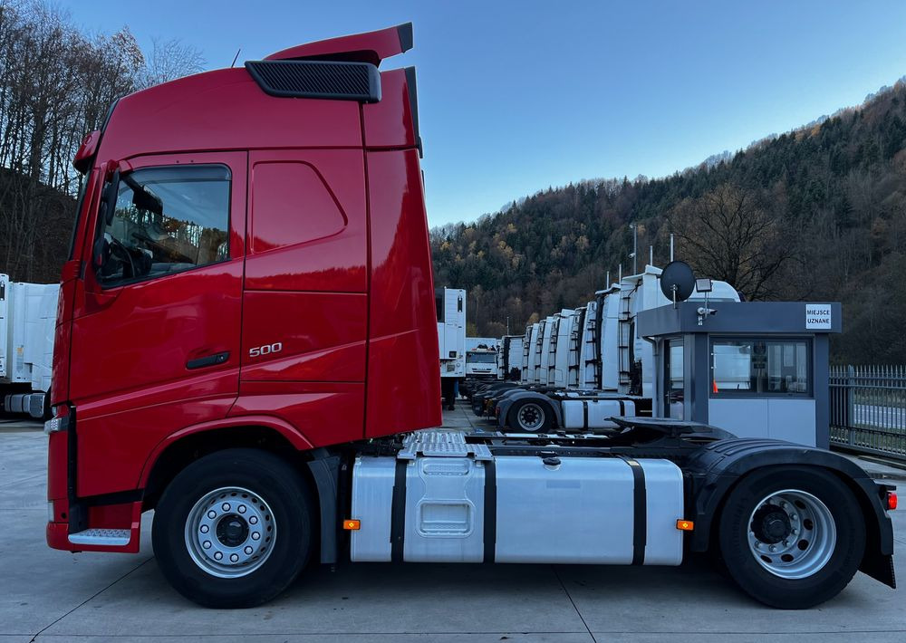 Volvo FH // Standard // 2018 // Duże zbiorniki // Klima postojowa // Radary // Idealny ! - Vilkikas: foto 5 Volvo FH // Standard // 2018 // Duże zbiorniki // Klima postojowa // Radary // Idealny ! - Vilkikas: foto 5