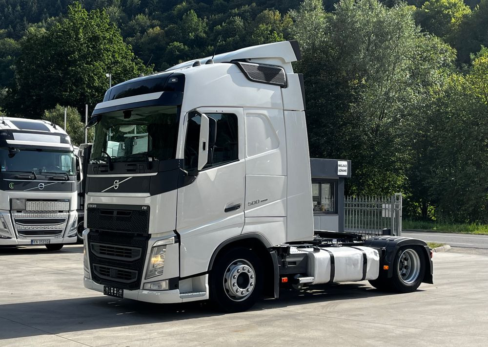 Volvo FH500 // 2016 // Mega // 2 zbiorniki // Z ruchu międzynarodowego // - Vilkikas: foto 1 Volvo FH500 // 2016 // Mega // 2 zbiorniki // Z ruchu międzynarodowego // - Vilkikas: foto 1