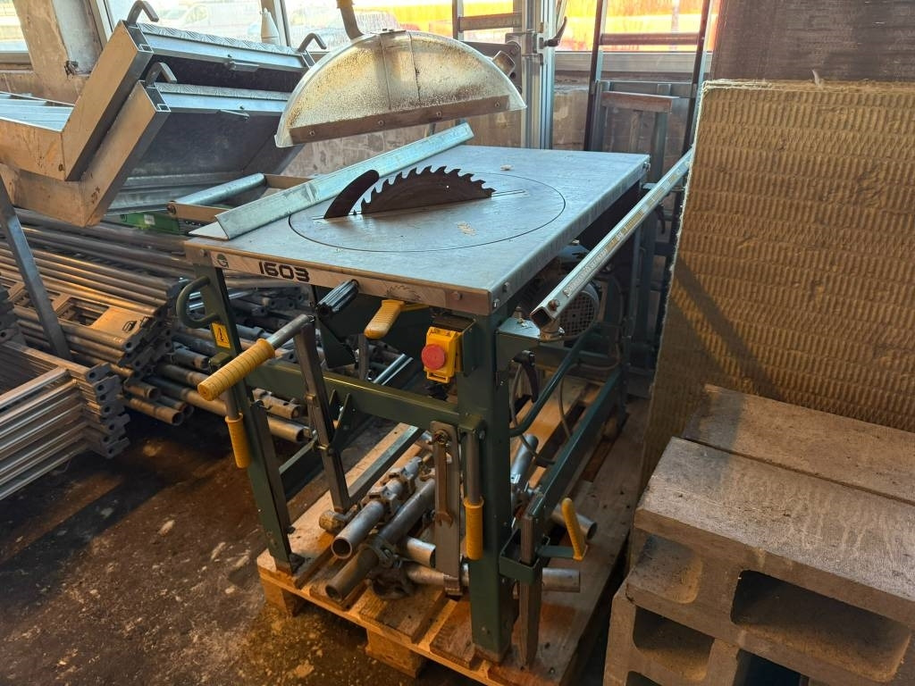 Ernex 1603 230/400 V gjerdesag med rullebord - Medžio apdirbimo staklės: foto 3 Ernex 1603 230/400 V gjerdesag med rullebord - Medžio apdirbimo staklės: foto 3