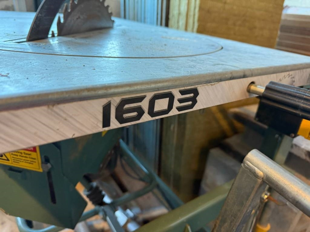 Ernex 1603 230/400 V gjerdesag med rullebord - Medžio apdirbimo staklės: foto 4 Ernex 1603 230/400 V gjerdesag med rullebord - Medžio apdirbimo staklės: foto 4