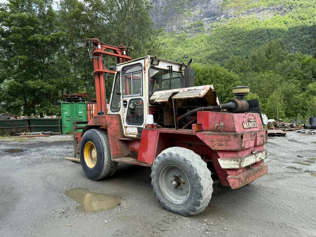 Manitou MB 60 H - Dyzelinis krautuvas: foto 2 Manitou MB 60 H - Dyzelinis krautuvas: foto 2