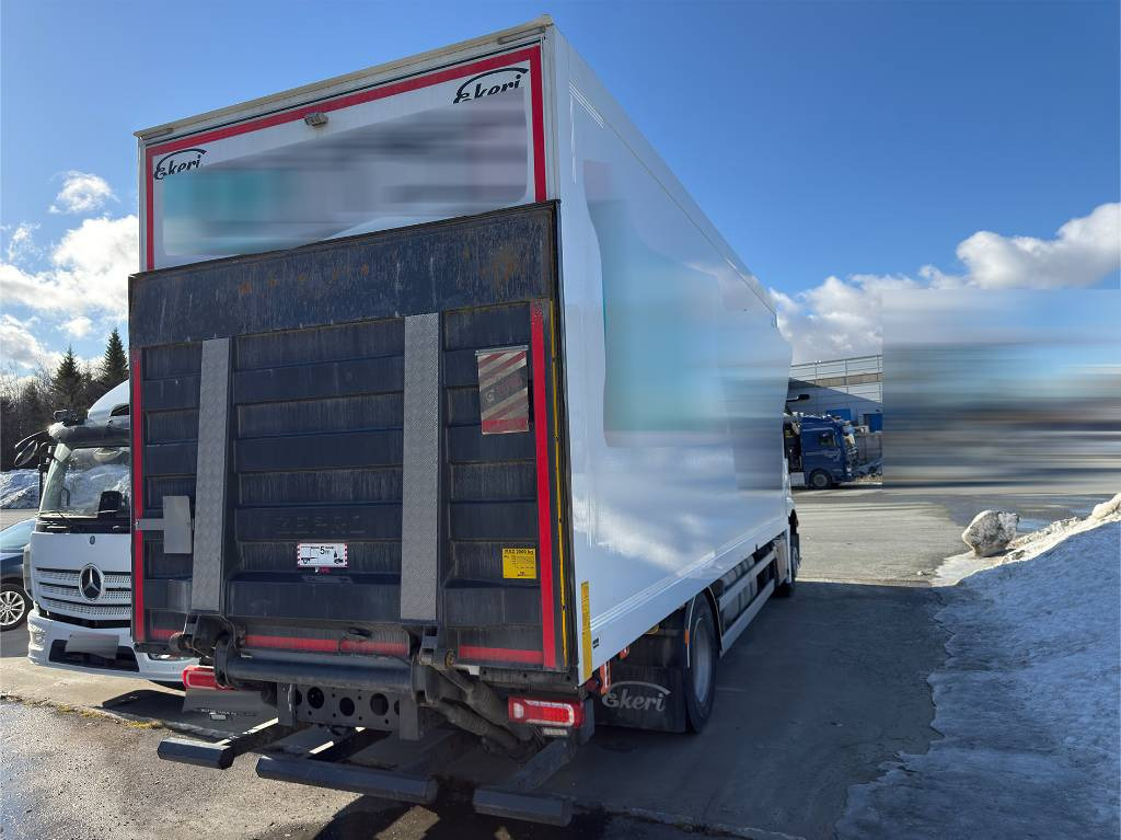 Mercedes-Benz Actros 1833 - Furgonas sunkvežimis: foto 5 Mercedes-Benz Actros 1833 - Furgonas sunkvežimis: foto 5