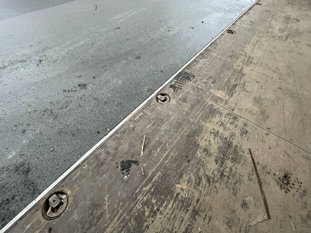 Furgonas sunkvežimis Mercedes-Benz Actros 2546  6x2: foto 16