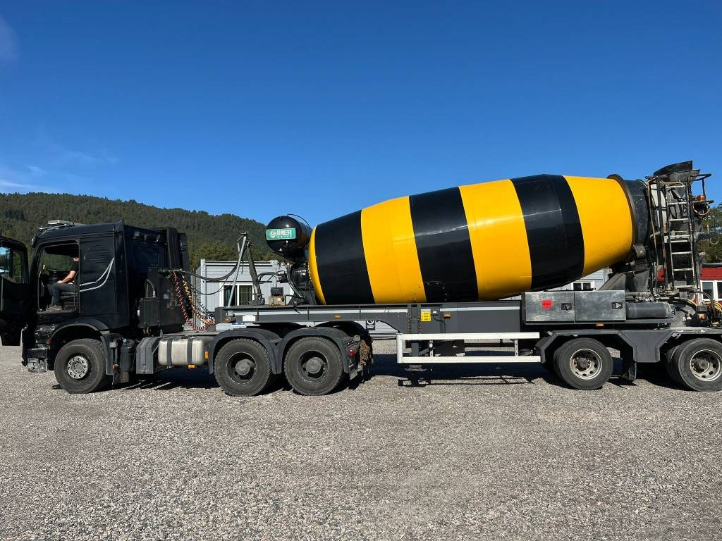 Mercedes-Benz Arocs 6X4 AMT BT 220 semi-trailer concrete mixer - Vilkikas, Betonvežio puspriekabė: foto 1 Mercedes-Benz Arocs 6X4 AMT BT 220 semi-trailer concrete mixer - Vilkikas, Betonvežio puspriekabė: foto 1