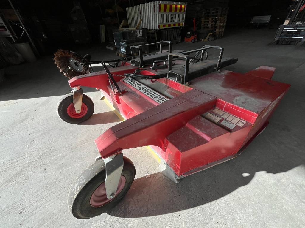 Westbjorn Hydro-Sweeper 2000 SSH - Rotacinė šluota: foto 1 Westbjorn Hydro-Sweeper 2000 SSH - Rotacinė šluota: foto 1