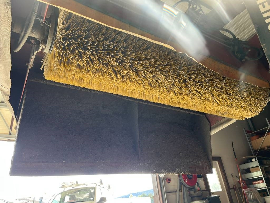 Westbjorn Hydro-Sweeper 2000 SSH - Rotacinė šluota: foto 2 Westbjorn Hydro-Sweeper 2000 SSH - Rotacinė šluota: foto 2