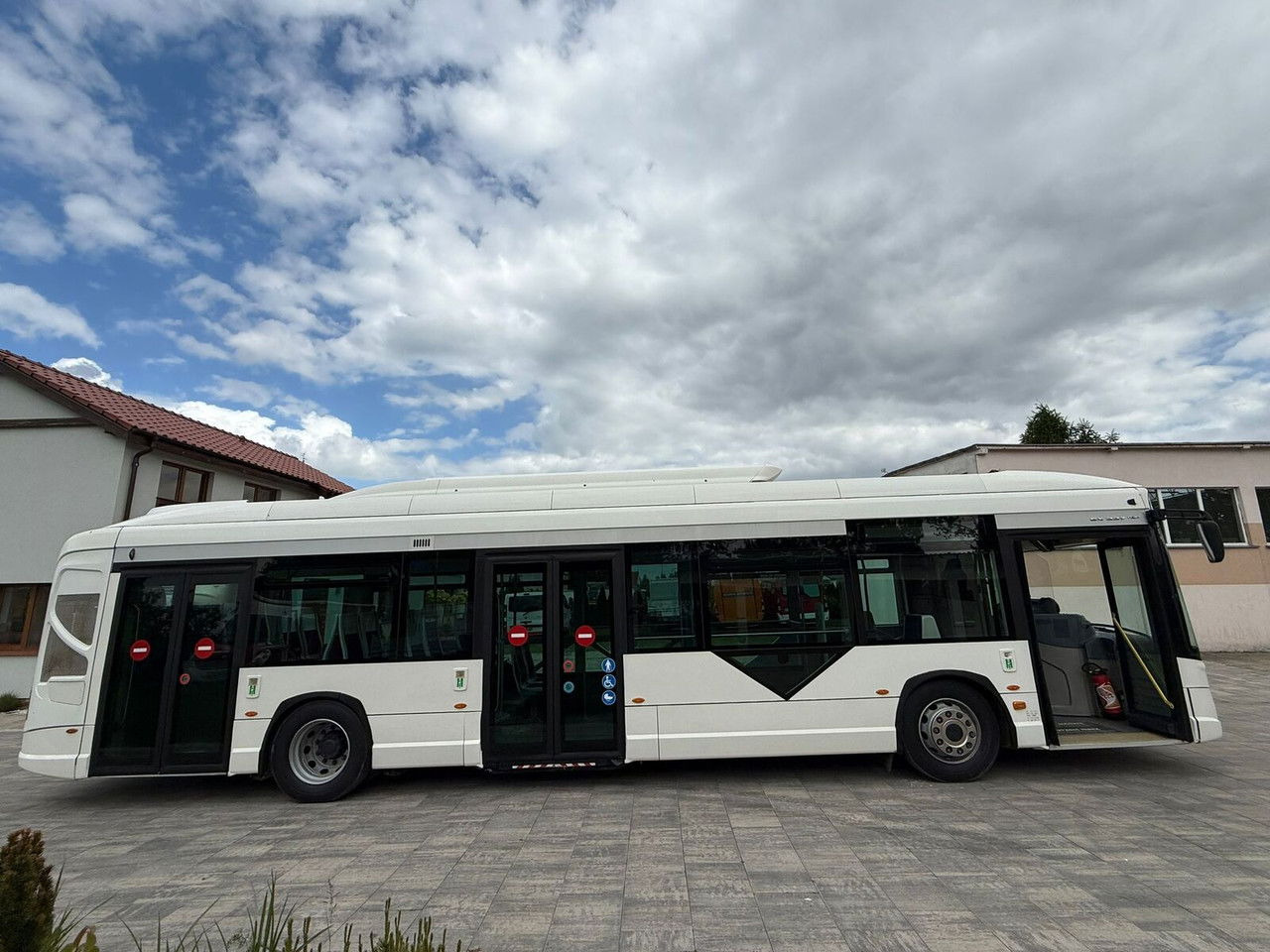Diversen GX 337 HeuliezBus GX 337 - Miesto autobusas: foto 4 Diversen GX 337 HeuliezBus GX 337 - Miesto autobusas: foto 4