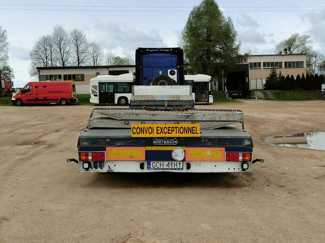 Nooteboom Osds-58-04V 58 000 DMC Odstępstwa - Žemo profilio platforma puspriekabė: foto 2 Nooteboom Osds-58-04V 58 000 DMC Odstępstwa - Žemo profilio platforma puspriekabė: foto 2