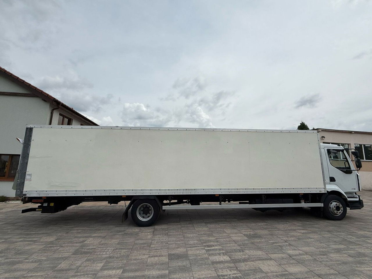 Renault Midlum 270 - Refrižeratorius sunkvežimis: foto 4 Renault Midlum 270 - Refrižeratorius sunkvežimis: foto 4