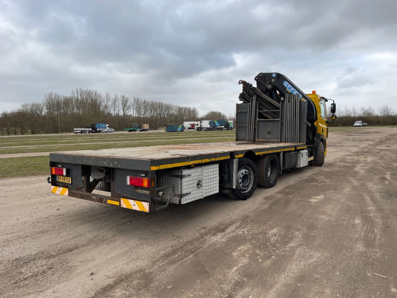DAF 85.410 Met Effer 470 6s laadkraan ladekran loadercrane crane palfinger hiab fassi - Sunkvežimis su kranu: foto 4 DAF 85.410 Met Effer 470 6s laadkraan ladekran loadercrane crane palfinger hiab fassi - Sunkvežimis su kranu: foto 4