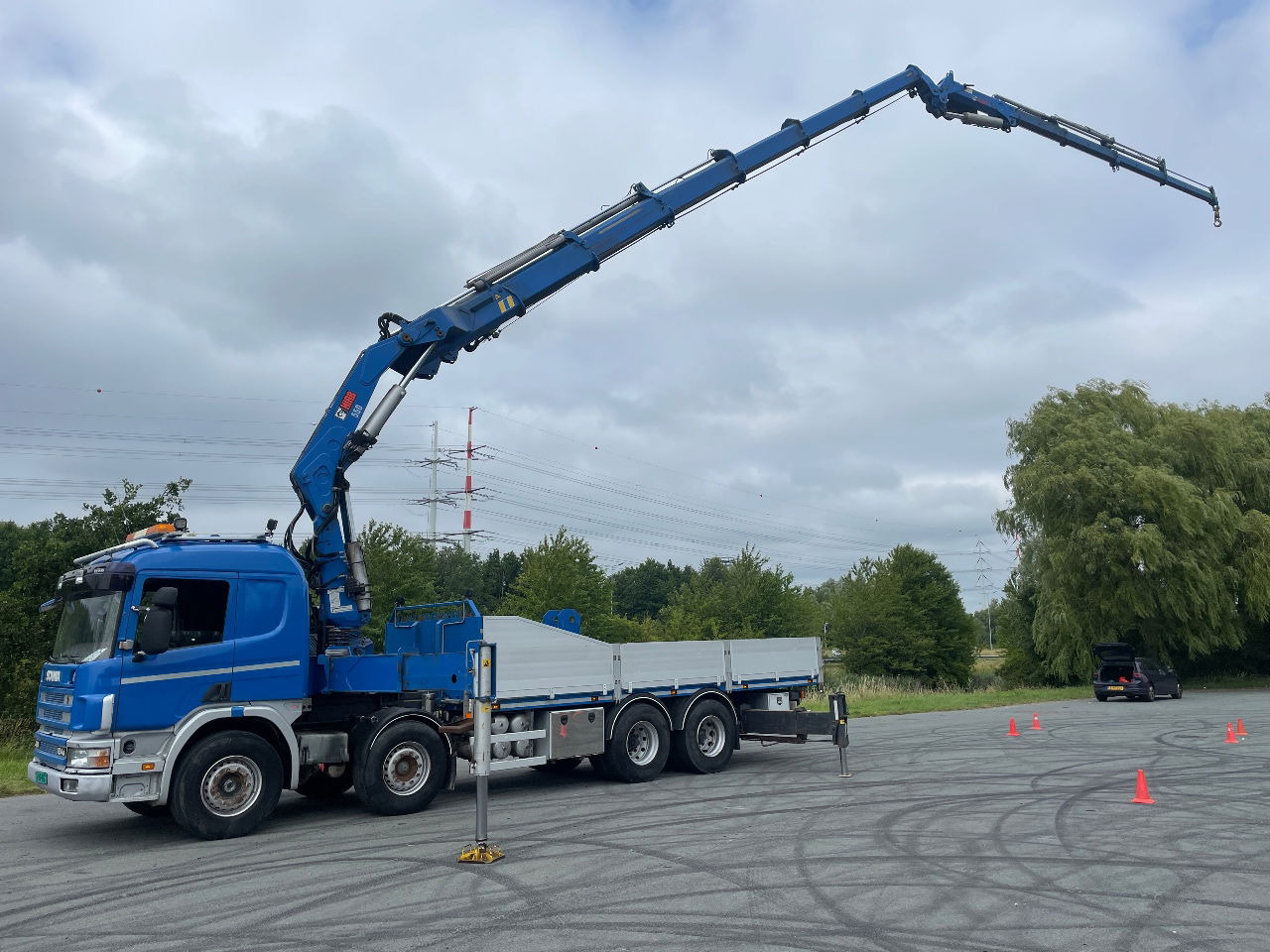 Scania P124-400 124 with hiab 550 crane with jib, excellent condition - Sunkvežimis su kranu: foto 2 Scania P124-400 124 with hiab 550 crane with jib, excellent condition - Sunkvežimis su kranu: foto 2