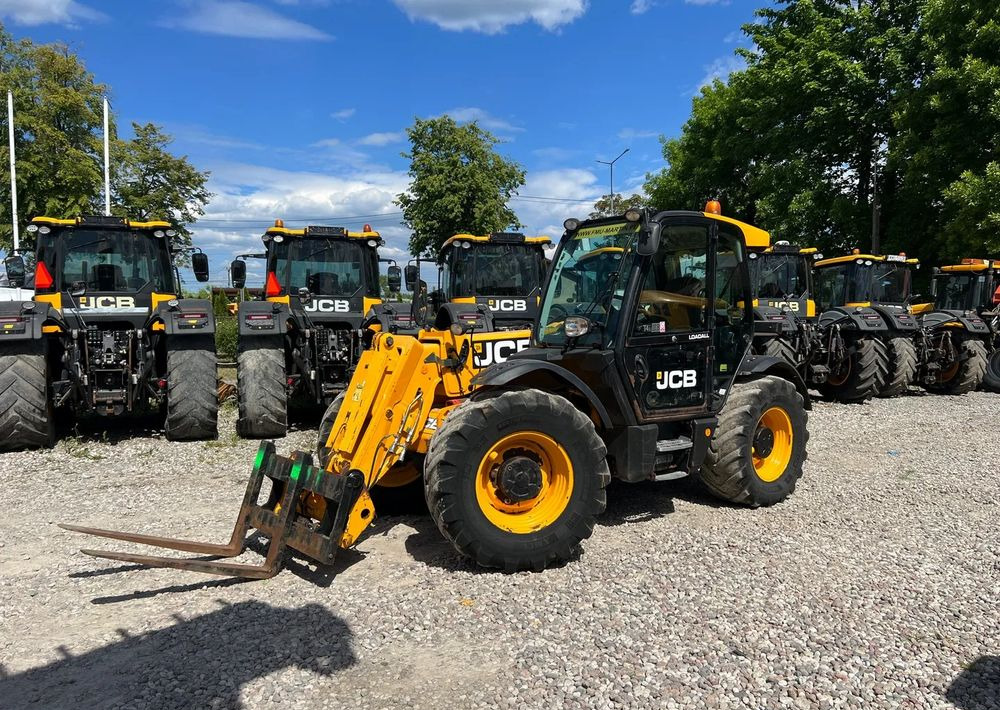 JCB 536-60 | Agri - Teleskopinis krautuvas: foto 1 JCB 536-60 | Agri - Teleskopinis krautuvas: foto 1