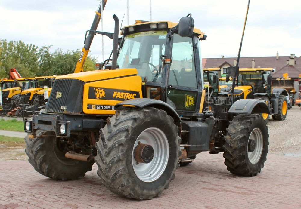JCB Fastrac 2135 - Traktorius: foto 1 JCB Fastrac 2135 - Traktorius: foto 1