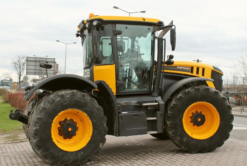 JCB Fastrac 4220 Trimble Autopilot - Traktorius: foto 3 JCB Fastrac 4220 Trimble Autopilot - Traktorius: foto 3