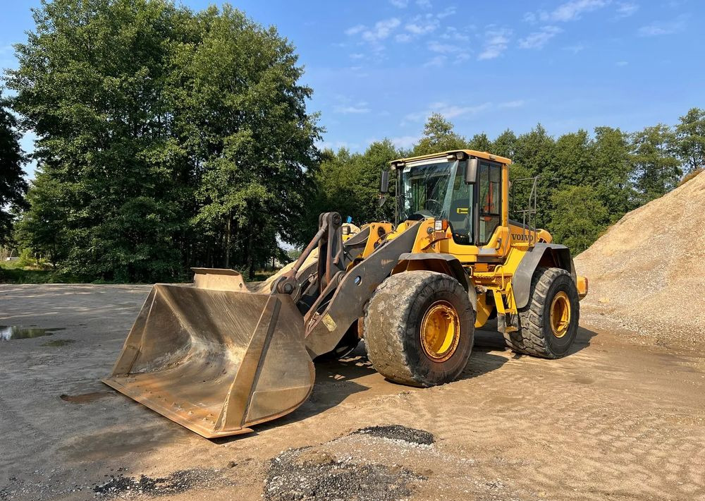 Volvo Volvo L110F - Ratinis krautuvas: foto 1 Volvo Volvo L110F - Ratinis krautuvas: foto 1