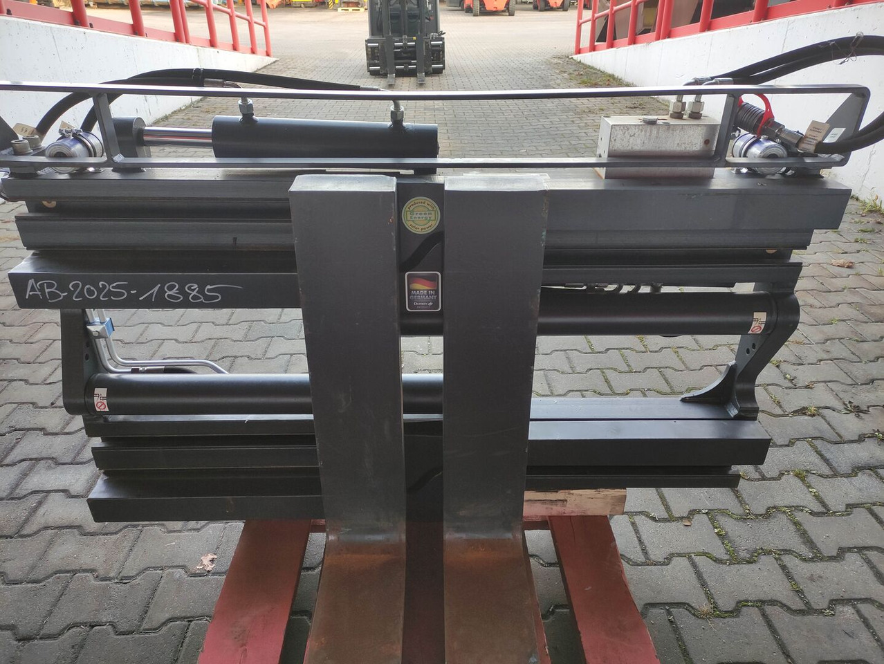 Durwen PGK48-S-SO - Šakės: foto 1 Durwen PGK48-S-SO - Šakės: foto 1