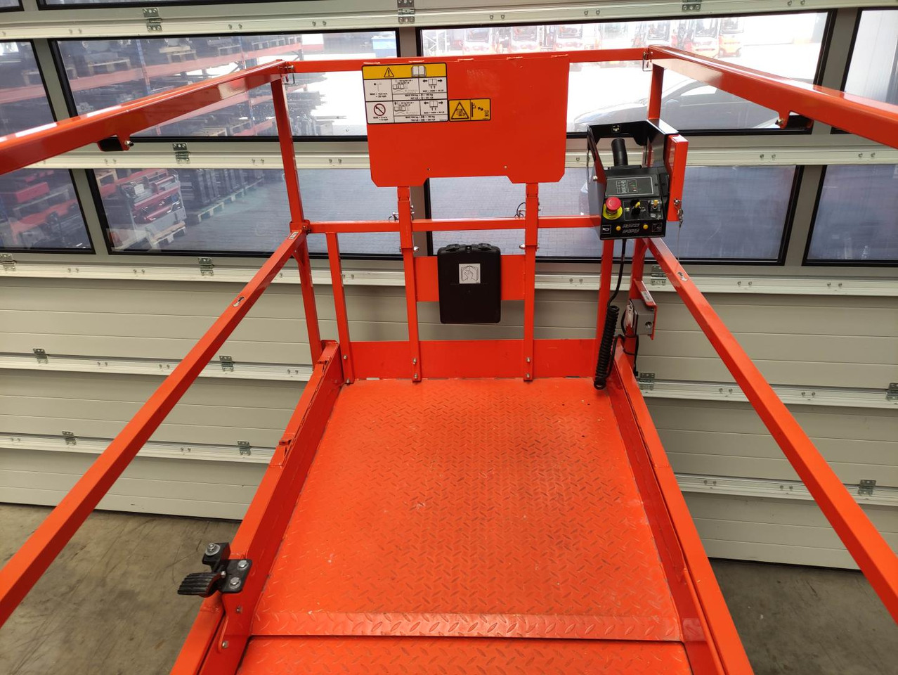 JLG R3246 - Žirklinis keltuvas: foto 5 JLG R3246 - Žirklinis keltuvas: foto 5