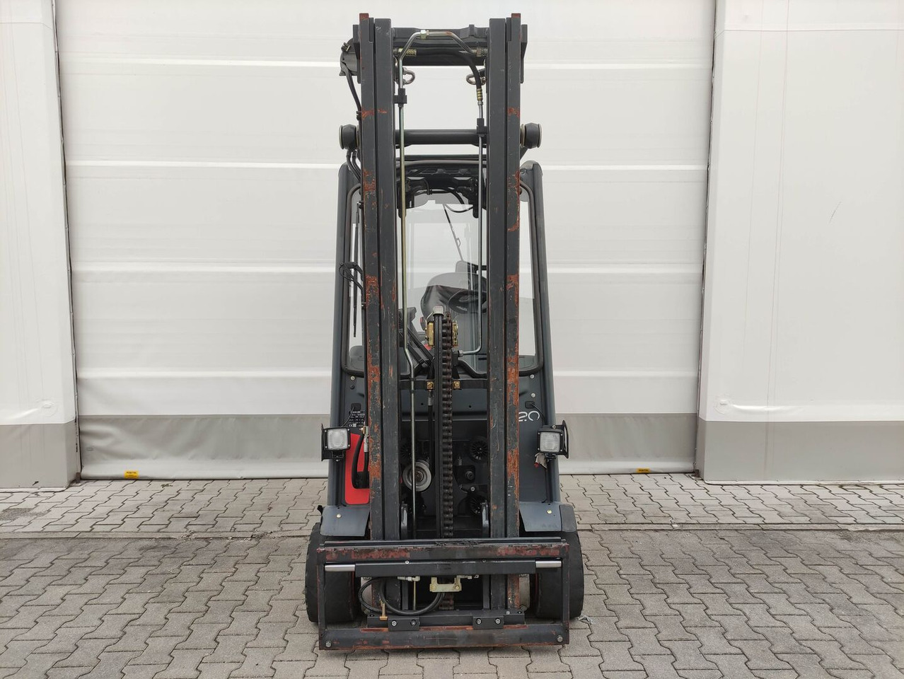 Linde E20PH-01-386 - Elektrinis krautuvas: foto 3 Linde E20PH-01-386 - Elektrinis krautuvas: foto 3
