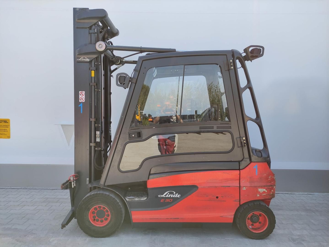 Linde E30L-01-387 - Elektrinis krautuvas: foto 1 Linde E30L-01-387 - Elektrinis krautuvas: foto 1