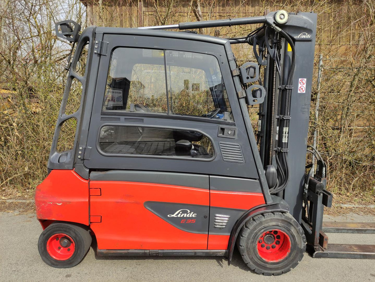 Linde E35L-01-387 - Elektrinis krautuvas: foto 2 Linde E35L-01-387 - Elektrinis krautuvas: foto 2