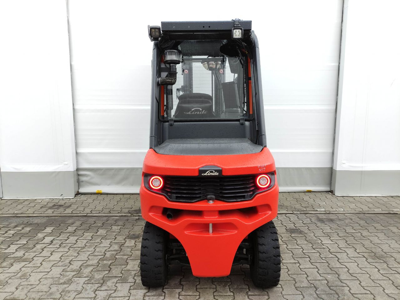 Linde H35D-01-120 (LACK NEU) - Dyzelinis krautuvas: foto 4 Linde H35D-01-120 (LACK NEU) - Dyzelinis krautuvas: foto 4