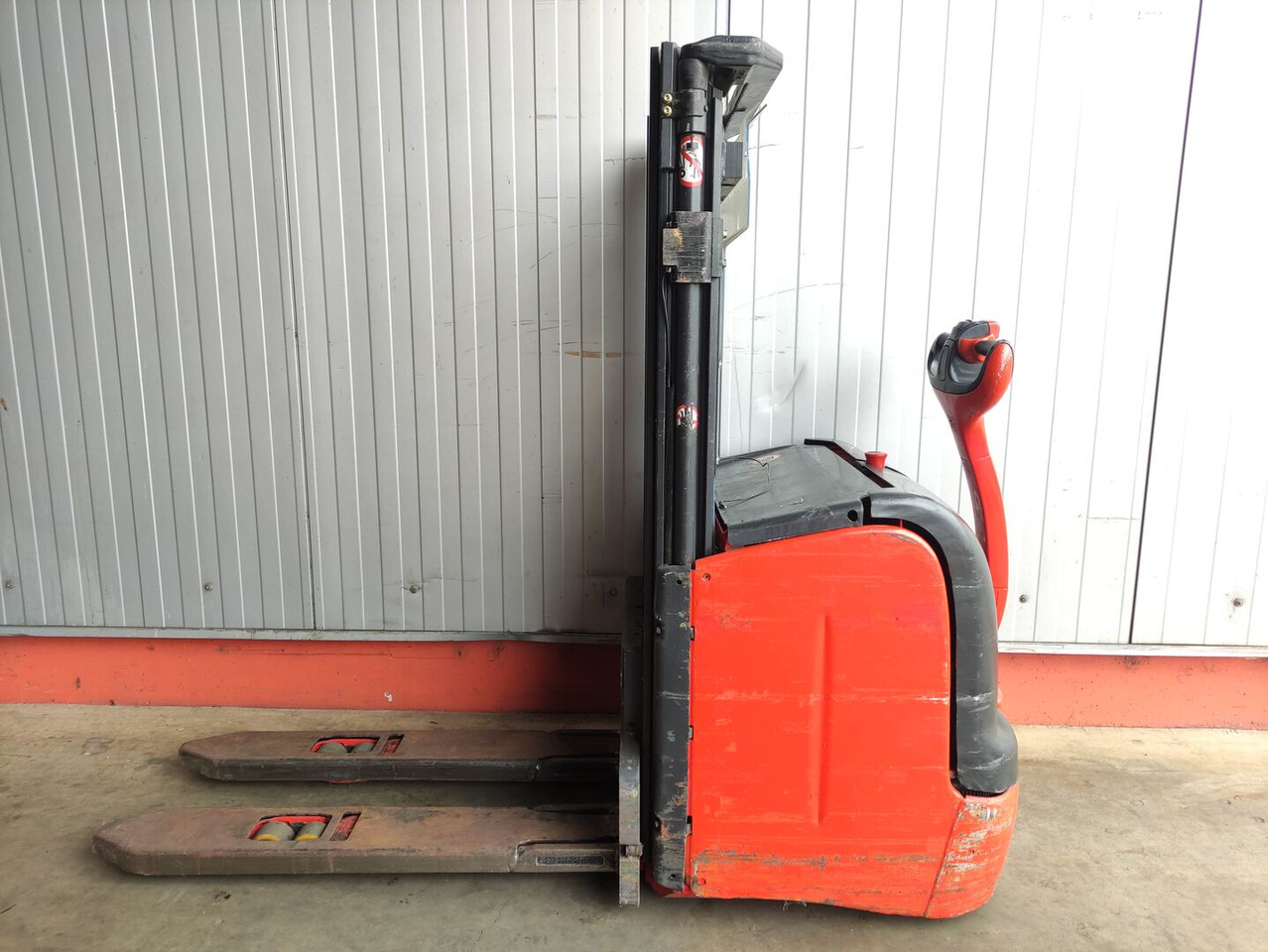 Linde L14-372 - Keltuvas: foto 1 Linde L14-372 - Keltuvas: foto 1