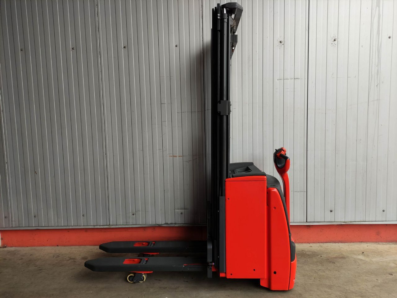 Linde L14i-1173 - Keltuvas: foto 1 Linde L14i-1173 - Keltuvas: foto 1