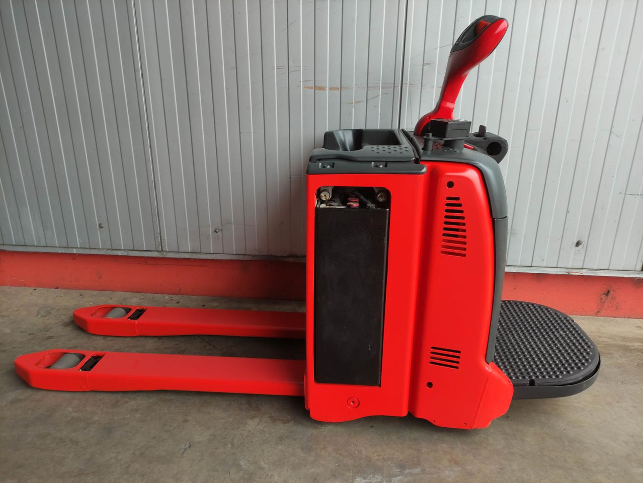 Linde T25 AP (LACK NEU) - Padėklų krautuvas: foto 1 Linde T25 AP (LACK NEU) - Padėklų krautuvas: foto 1