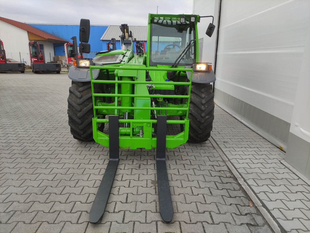 Merlo TF35.7-140 - 40 km/h - Teleskopinis krautuvas: foto 3 Merlo TF35.7-140 - 40 km/h - Teleskopinis krautuvas: foto 3