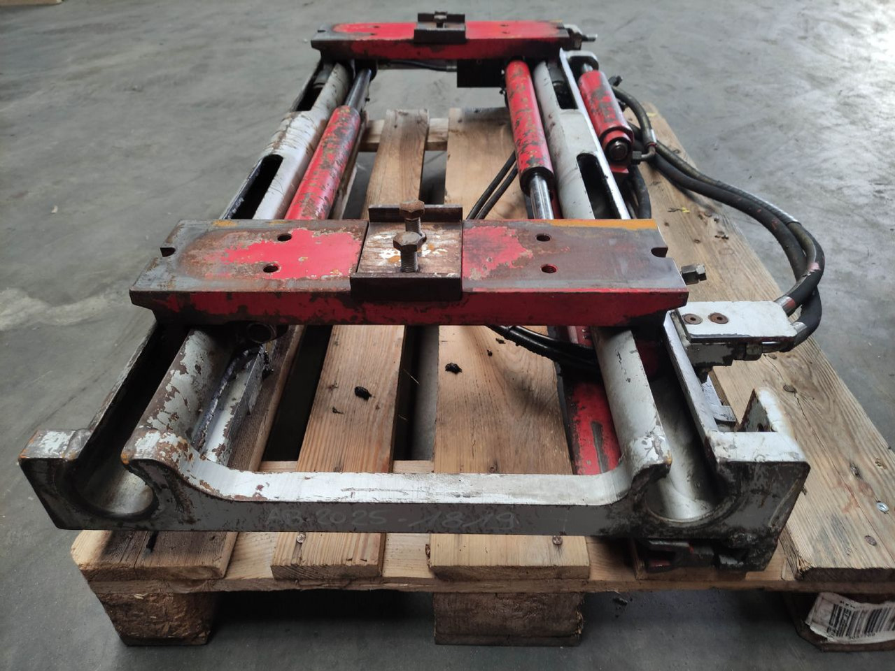 Durwen RZV 35-S - Padargas - Krovimo technika: foto 3 Durwen RZV 35-S - Padargas - Krovimo technika: foto 3