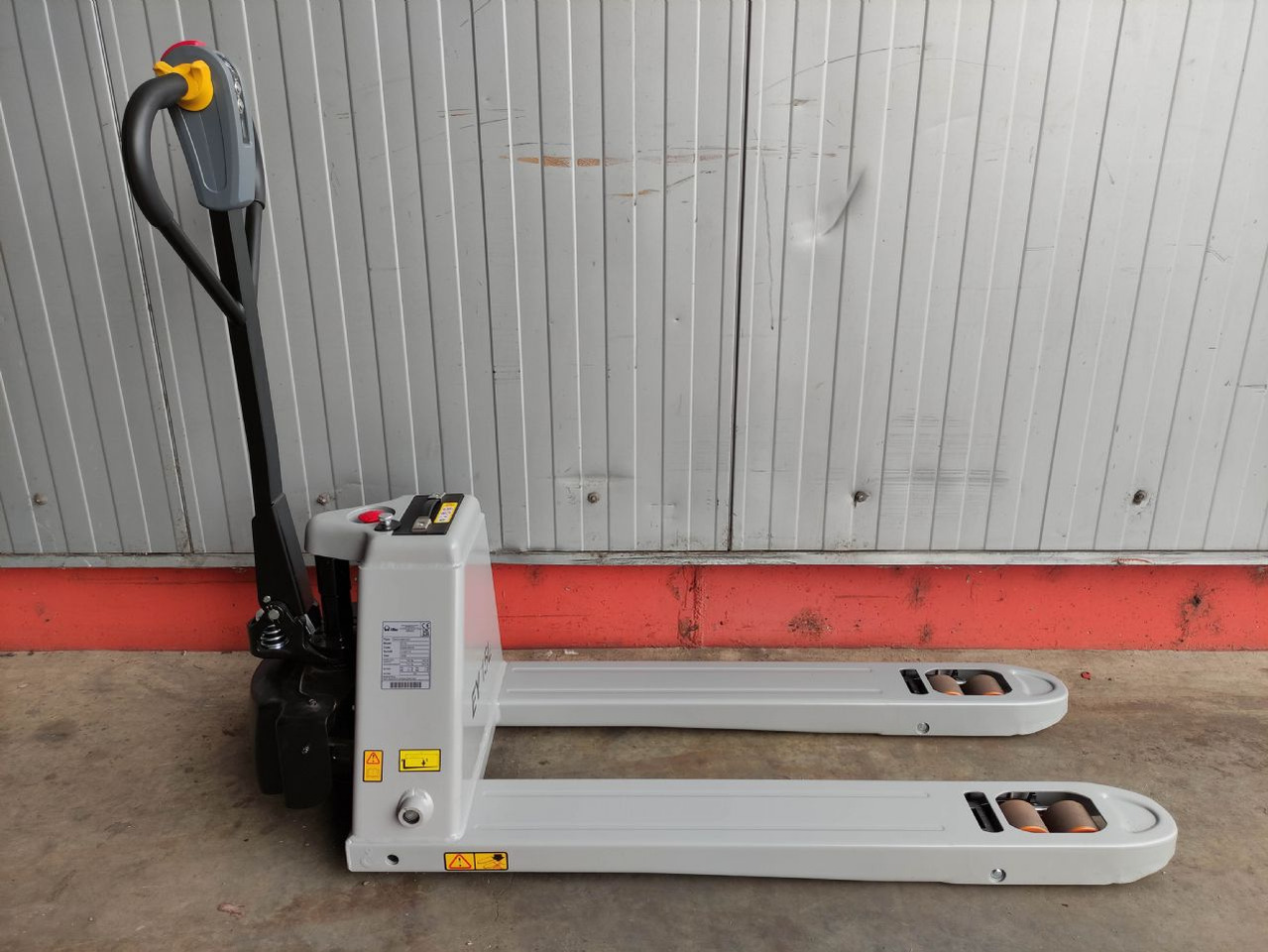 Pramac EY15L *NEU* - Padėklų krautuvas: foto 2 Pramac EY15L *NEU* - Padėklų krautuvas: foto 2