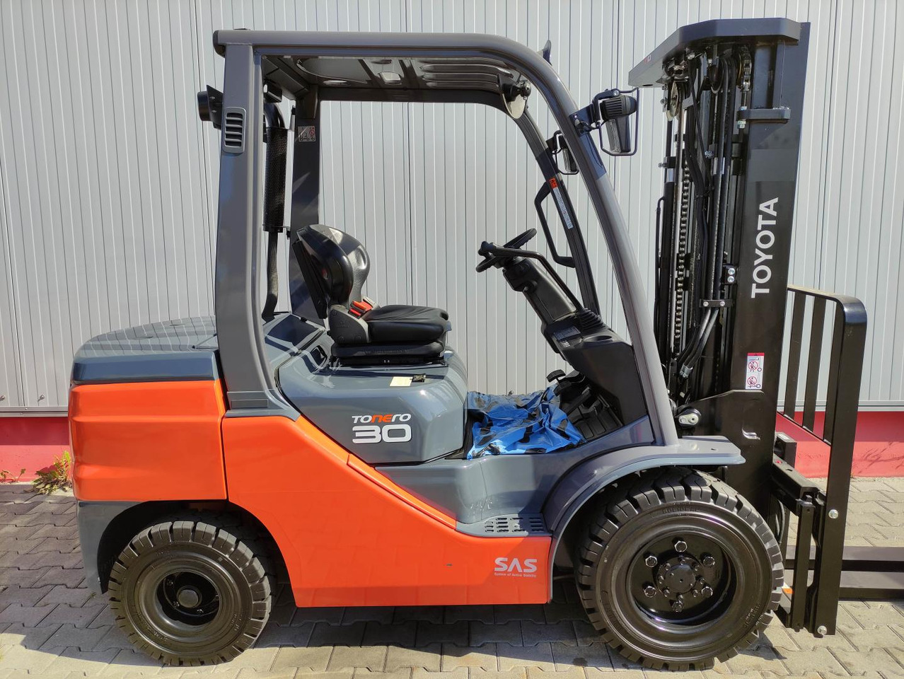 Toyota 52-8FDF30 - Dyzelinis krautuvas: foto 2 Toyota 52-8FDF30 - Dyzelinis krautuvas: foto 2