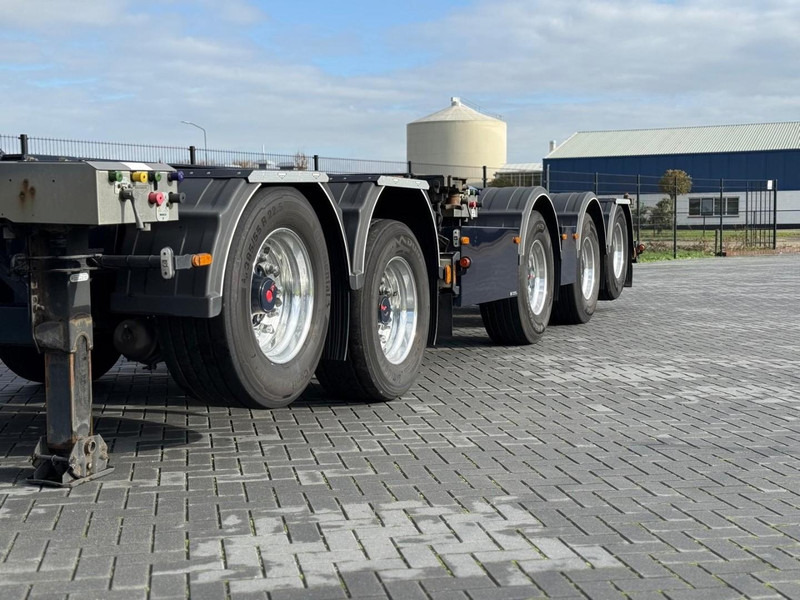 Broshuis 5AKCC BREKER, 5 ASSEN, ALCOA VELGEN, NIEUWE APK, TOP. - Konteineris-vežimus/ Sukeisti kūną puspriekabė: foto 5 Broshuis 5AKCC BREKER, 5 ASSEN, ALCOA VELGEN, NIEUWE APK, TOP. - Konteineris-vežimus/ Sukeisti kūną puspriekabė: foto 5