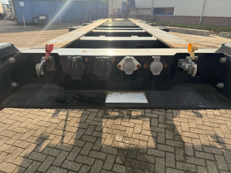 Kögel PORT 40 SIMPLEX 20 CONTAINER CHASSIS, NL TRAILER, 2020 - Konteineris-vežimus/ Sukeisti kūną puspriekabė: foto 4 Kögel PORT 40 SIMPLEX 20 CONTAINER CHASSIS, NL TRAILER, 2020 - Konteineris-vežimus/ Sukeisti kūną puspriekabė: foto 4