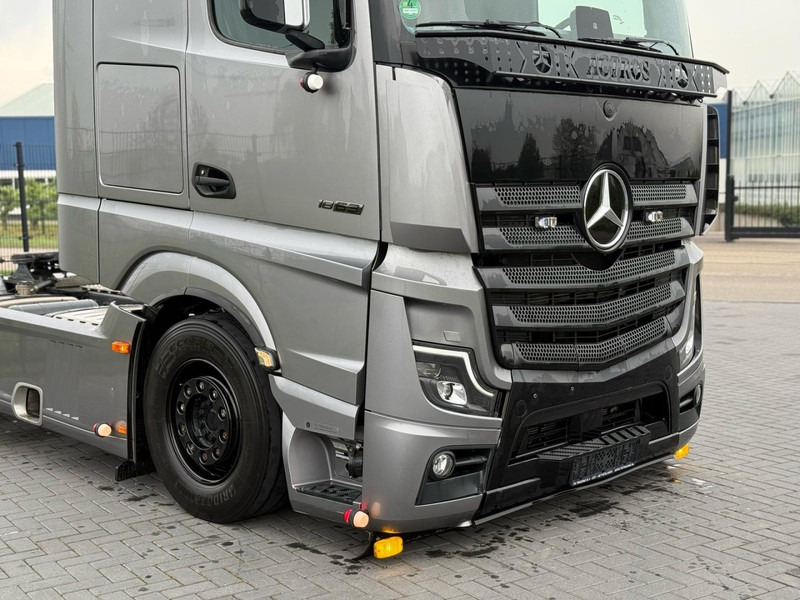 Mercedes-Benz 1863 SHOWTRUCK, VOLLUCHT, L PAKKET, HYDRAULIEK, TOPSTAAT. - Vilkikas: foto 2 Mercedes-Benz 1863 SHOWTRUCK, VOLLUCHT, L PAKKET, HYDRAULIEK, TOPSTAAT. - Vilkikas: foto 2