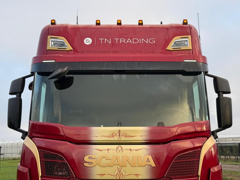 Scania R410 VOLLUCHT, 2 TANKS, LEER, ALCOA, SMART 2 TACHO, LEDER. - Vilkikas: foto 5 Scania R410 VOLLUCHT, 2 TANKS, LEER, ALCOA, SMART 2 TACHO, LEDER. - Vilkikas: foto 5