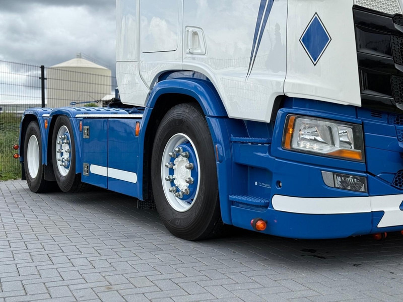 Scania R450 SHOW TRUCK, INTERIOR, STEERING, RETARDER, 570.000 KM. - Vilkikas: foto 4 Scania R450 SHOW TRUCK, INTERIOR, STEERING, RETARDER, 570.000 KM. - Vilkikas: foto 4