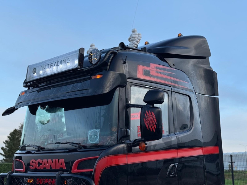 Scania R580 V8 SHOWTRUCK, VOLLUCHT, LEER, RETARDER, BULLBAR, 3.15WB. - Vilkikas: foto 5 Scania R580 V8 SHOWTRUCK, VOLLUCHT, LEER, RETARDER, BULLBAR, 3.15WB. - Vilkikas: foto 5