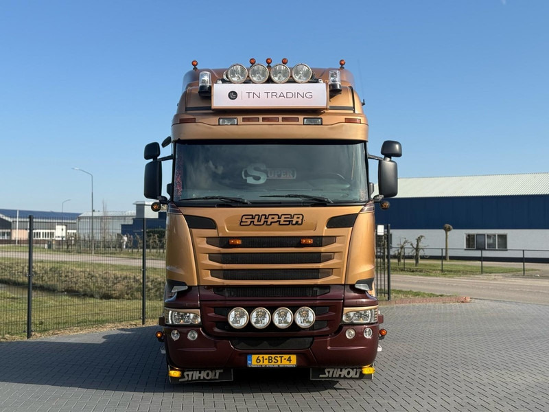 Scania R730 V8 V8, SHOWTRUCK VOLLUCHT, RETARDER, HYDRAULIEK, BOOGIE, ALU WIELEN, LEER. - Vilkikas: foto 4 Scania R730 V8 V8, SHOWTRUCK VOLLUCHT, RETARDER, HYDRAULIEK, BOOGIE, ALU WIELEN, LEER. - Vilkikas: foto 4
