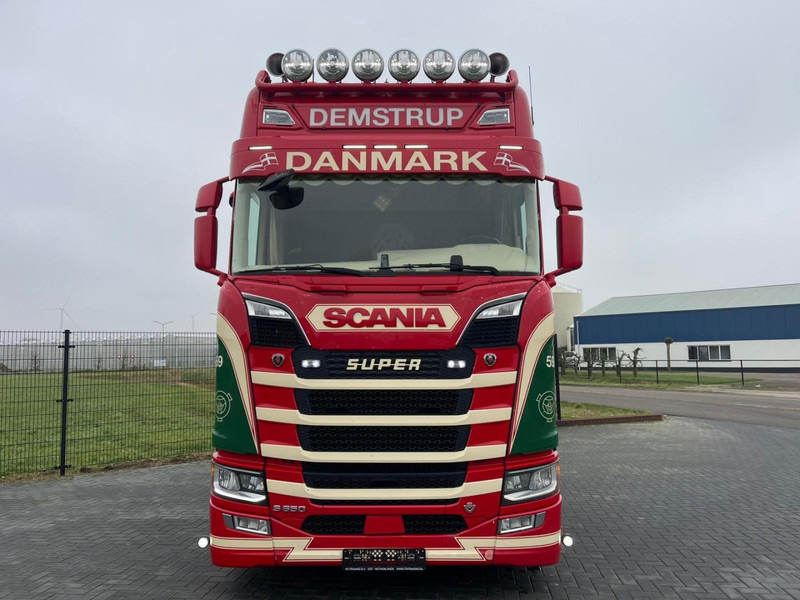 Scania S 650 SHOW TRUCK, FULL AIR, MOTOR BRAKE, PTO/HYDRAULIC. - Vilkikas: foto 3 Scania S 650 SHOW TRUCK, FULL AIR, MOTOR BRAKE, PTO/HYDRAULIC. - Vilkikas: foto 3