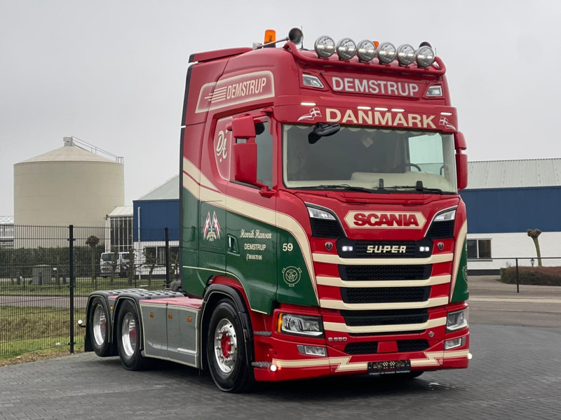 Scania S 650 SHOW TRUCK, FULL AIR, RETARDER, PTO/HYDRAULIC! - Vilkikas: foto 1 Scania S 650 SHOW TRUCK, FULL AIR, RETARDER, PTO/HYDRAULIC! - Vilkikas: foto 1