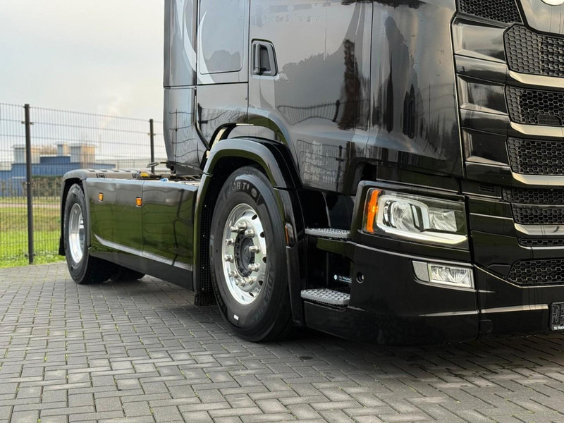 Scania S500 VOLLUCHT, HYDRAULIEK, 6 BALGEN, RETARDER, NIEUWE ACHTERBANDEN. - Vilkikas: foto 3 Scania S500 VOLLUCHT, HYDRAULIEK, 6 BALGEN, RETARDER, NIEUWE ACHTERBANDEN. - Vilkikas: foto 3