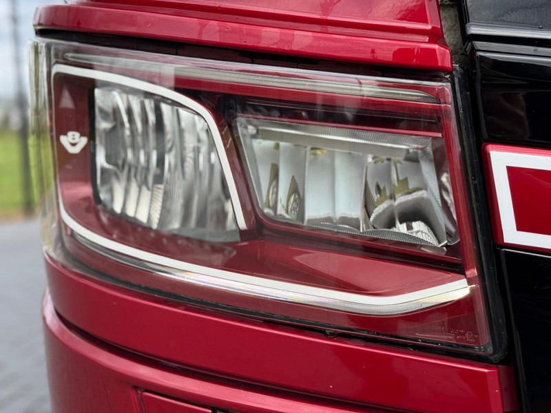 Scania S580 V8 NGS SHOWTRUCK, VOLLUCHT, RETARDER, LEER, GESTUURD. - Vilkikas: foto 5 Scania S580 V8 NGS SHOWTRUCK, VOLLUCHT, RETARDER, LEER, GESTUURD. - Vilkikas: foto 5