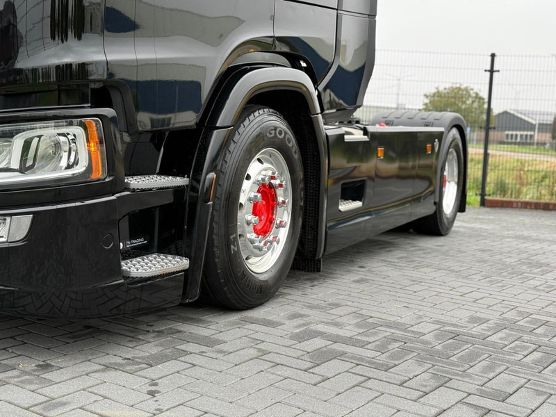 Vilkikas Scania S770 VOLLUCHT, LEER, RETARDER, 2 TANKS, PARK COOL.: foto 12 Vilkikas Scania S770 VOLLUCHT, LEER, RETARDER, 2 TANKS, PARK COOL.: foto 12