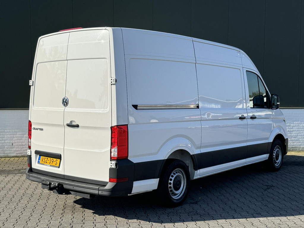 Volkswagen Crafter-30 2.0 TDI L3H3 Highline 4S banden Trekhaak Carplay Pdc v+a Cruise DAB - Krovininis mikroautobusas: foto 2 Volkswagen Crafter-30 2.0 TDI L3H3 Highline 4S banden Trekhaak Carplay Pdc v+a Cruise DAB - Krovininis mikroautobusas: foto 2
