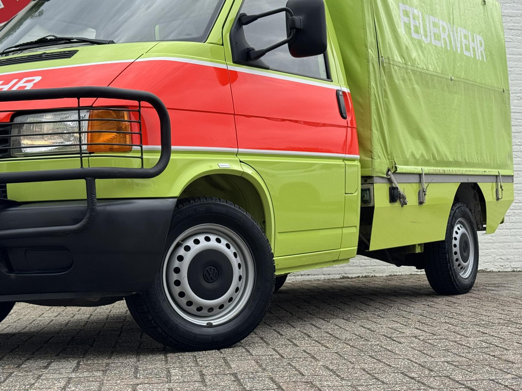 Volkswagen Transporter-2.5 5-cilinder benzine 4x4 syncro ex Zwitserse brandweer Trekhaak Verstralers Laadruimte ventilatie - Tentinis mikroautobusas: foto 5 Volkswagen Transporter-2.5 5-cilinder benzine 4x4 syncro ex Zwitserse brandweer Trekhaak Verstralers Laadruimte ventilatie - Tentinis mikroautobusas: foto 5