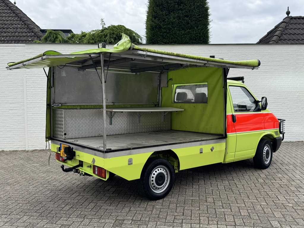 Volkswagen Transporter-2.5 5-cilinder benzine 4x4 syncro ex Zwitserse brandweer Trekhaak Verstralers Laadruimte ventilatie - Tentinis mikroautobusas: foto 2 Volkswagen Transporter-2.5 5-cilinder benzine 4x4 syncro ex Zwitserse brandweer Trekhaak Verstralers Laadruimte ventilatie - Tentinis mikroautobusas: foto 2