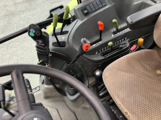 Claas AXOS 320 CX tracteur + chargeur Mailleux MX T408 - Traktorius: foto 2 Claas AXOS 320 CX tracteur + chargeur Mailleux MX T408 - Traktorius: foto 2